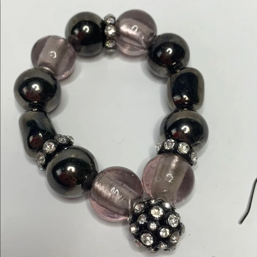 Bracelet and earring set in purple